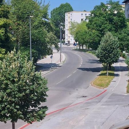 Cozy, Bright And Affordable Studio W/ Free Parking Ljubljana Ngoại thất bức ảnh